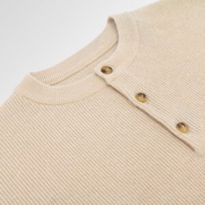 wool pullover simple
